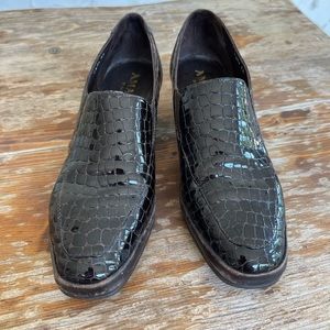 Almafi by Rangoni brown Italian leather loafers. Size 7.5